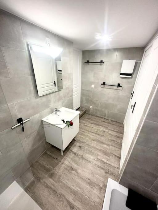 L'Evasion - Climatise - Jardin - Plage - Jacuzzi Perpignan Eksteriør billede